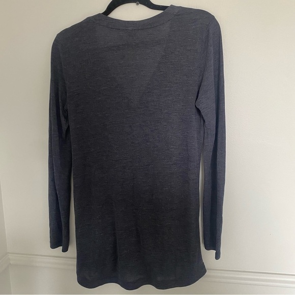 Lole Dark Grey VNeck Loose Cardigan Style Long Sleeve Shirt Medium - Picture 5 of 5